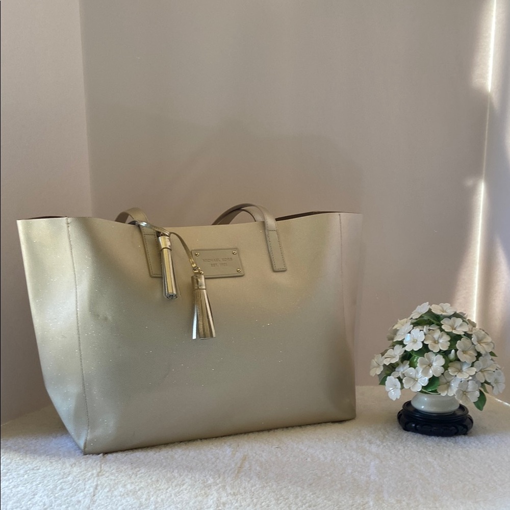 Michael Kors Gold Tote with Elegant Designer
